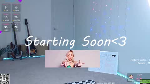 Snapshot of petitebrat chatting on February 17, 2025, 9:19 pm PiperAvery online show from February 17, 2025, 9:19 pm
