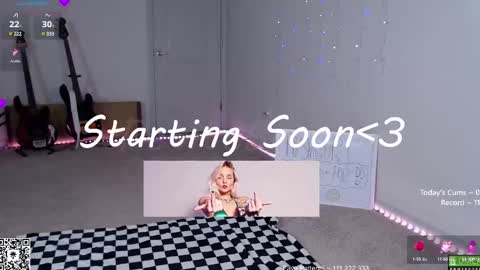 Snapshot of petitebrat chatting on February 20, 2025, 7:30 pm PiperAvery online show from February 20, 2025, 7:30 pm