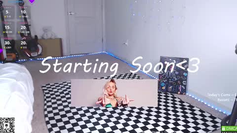 Snapshot of petitebrat chatting on March 6, 2025, 9:31 pm PiperAvery online show from March 6, 2025, 9:31 pm