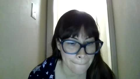 Snapshot of petitedoll30 chatting on April 21, 2026, 10:01 pm Petitedoll30 online show from April 21, 2026, 10:01 pm