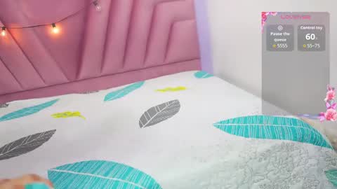 Snapshot of petitelittlemissy chatting on July 7, 2026, 2:36 am petitelittlemissy online show from July 7, 2026, 2:36 am