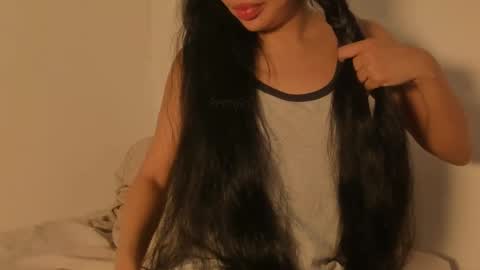 Snapshot of petitgirl_ chatting on March 9, 2025, 4:55 pm  J A S S  online show from March 9, 2025, 4:55 pm