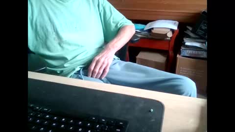 petitwilly online show from October 1, 2025, 9:26 am