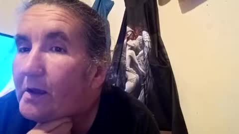 petraszkot online show from July 6, 2026, 4:42 am