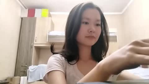 Snapshot of petronilayoshimori chatting on November 21, 2025, 1:43 pm Hello Viola here online show from November 21, 2025, 1:43 pm