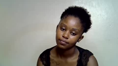 pettite_gal online show from April 24, 2026, 6:21 pm