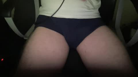 pf3rdeschwanz online show from April 28, 2026, 1:37 am