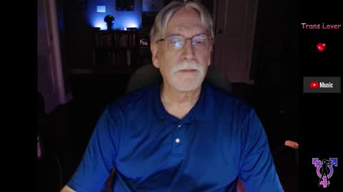 Snapshot of pghk2000 chatting on October 30, 2025, 6:15 am George online show from October 30, 2025, 6:15 am