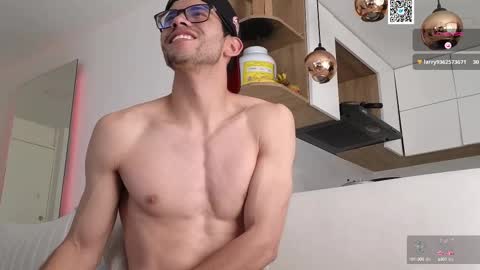 phantom_bigger1 online show from February 18, 2025, 2:38 pm