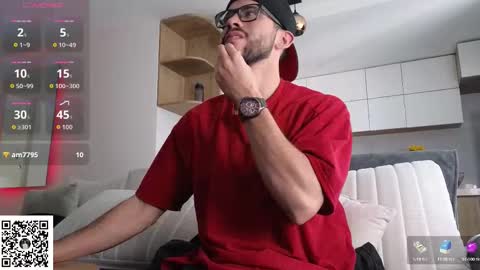 phantom_bigger1 online show from February 24, 2026, 7:01 pm