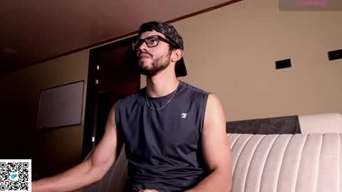 phantom_bigger1 online show from April 14, 2026, 4:07 am