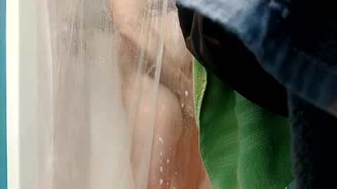 phase124 online show from February 1, 2025, 1:20 pm