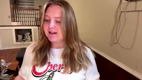 PhatAssBlond online show from January 6, 2026, 5:05 pm