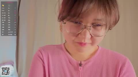 Snapshot of phebenogowski chatting on November 26, 2025, 4:13 am Jenny online show from November 26, 2025, 4:13 am