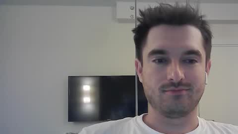 PhilipBorison online show from October 1, 2025, 4:51 am