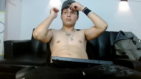 Snapshot of philip_jons chatting on April 26, 2026, 12:08 am Philip online show from April 26, 2026, 12:08 am