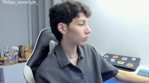 Phil.   INDEPENDENT MODEL online show from March 10, 2025, 1:12 am