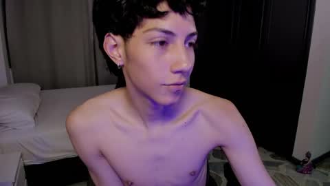 Phil.   INDEPENDENT MODEL online show from May 18, 2026, 4:07 am