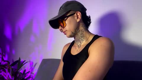 PHILLIP online show from April 16, 2026, 3:24 pm