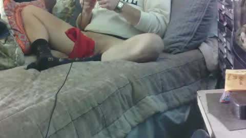 Snapshot of philliplease chatting on November 3, 2025, 5:36 pm Phillchill online show from November 3, 2025, 5:36 pm