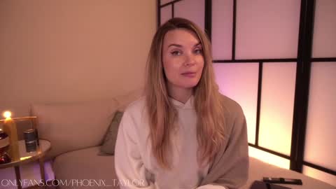 PHOENIX TAYLOR online show from January 7, 2025, 2:10 am