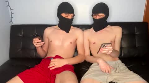 phoenixxtate online show from March 24, 2026, 2:16 am