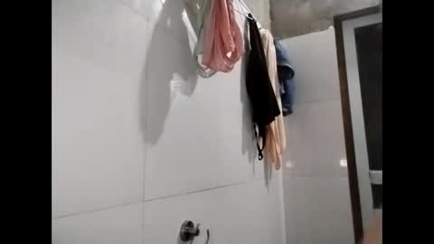 phuong_vietnam online show from March 29, 2026, 12:49 pm