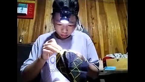 phuong_vietnam online show from April 8, 2026, 10:43 pm