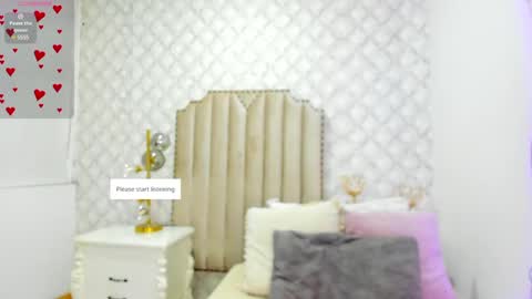 Snapshot of pia_johnson_ chatting on February 27, 2025, 11:41 am online show from February 27, 2025, 11:41 am