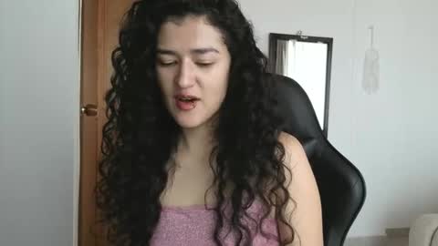 piama_burnss online show from February 25, 2026, 3:32 pm