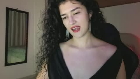 piama_burnss online show from May 26, 2026, 11:56 pm