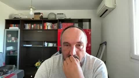 picard256 online show from April 5, 2026, 2:25 pm