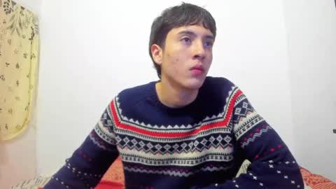 picaszomilos350 online show from April 11, 2026, 6:18 am