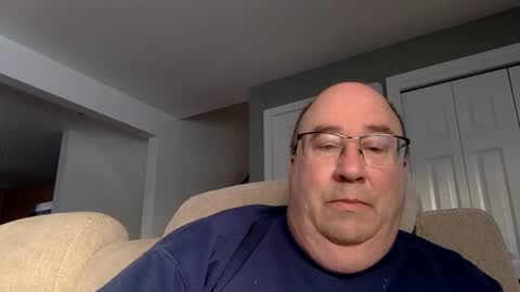 pickme11113 online show from February 28, 2025, 12:52 pm