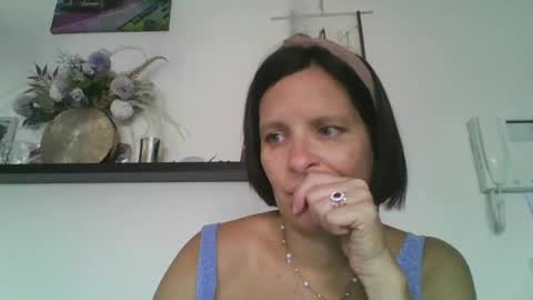 Snapshot of piediniecollant chatting on July 2, 2026, 8:42 am PIEDINIECOLLANT online show from July 2, 2026, 8:42 am