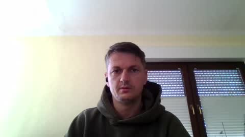 piercingsxxx online show from April 9, 2026, 8:31 am