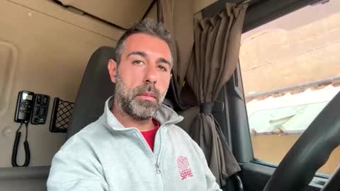 pierotu online show from October 30, 2025, 11:55 am