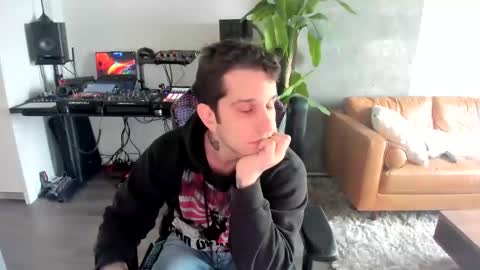 Pierre Fitch online show from March 9, 2025, 9:36 pm