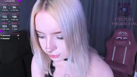 Snapshot of piginnya chatting on March 17, 2026, 3:15 pm piginnya online show from March 17, 2026, 3:15 pm