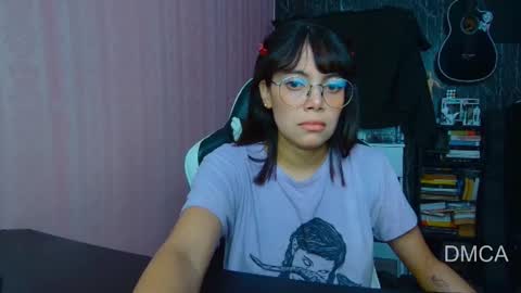 Snapshot of piixiie_d_oll chatting on September 29, 2025, 2:27 am Andrea G online show from September 29, 2025, 2:27 am