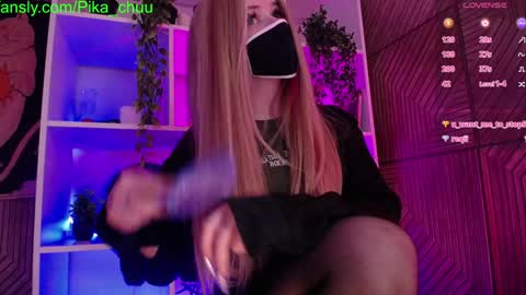 Snapshot of pika_pikaa chatting on December 14, 2024, 2:45 am Sonya online show from December 14, 2024, 2:45 am