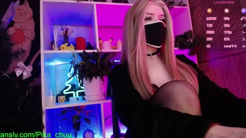 Snapshot of pika_pikaa chatting on December 30, 2024, 12:43 am Sonya online show from December 30, 2024, 12:43 am