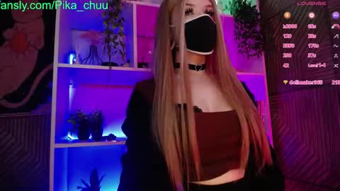 Snapshot of pika_pikaa chatting on January 22, 2025, 2:37 am Sonya online show from January 22, 2025, 2:37 am