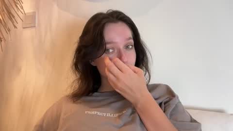 Trisha     online show from December 25, 2024, 5:26 pm