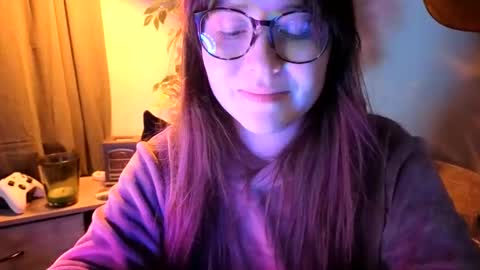 PilloGoddess online show from May 30, 2026, 6:21 am