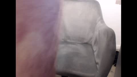 pimmel10 online show from January 19, 2025, 4:46 pm