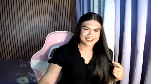 CHLOE online show from July 4, 2026, 12:44 pm