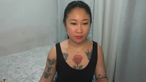 yumie  online show from March 21, 2026, 9:18 pm