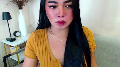 Snapshot of pinaymorena69 chatting on December 28, 2024, 9:19 pm Just cath online show from December 28, 2024, 9:19 pm