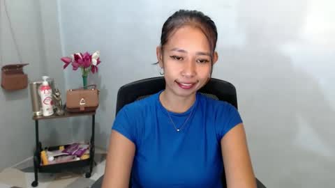 Snapshot of pinaymorena_renelda chatting on November 19, 2025, 3:06 am pinaymorena_renelda online show from November 19, 2025, 3:06 am